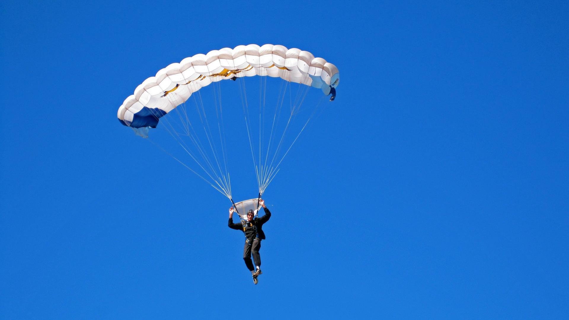 乐鱼体育直播在线-“2025世界运动会：高新体育中心的篮球赛成焦点赛事”